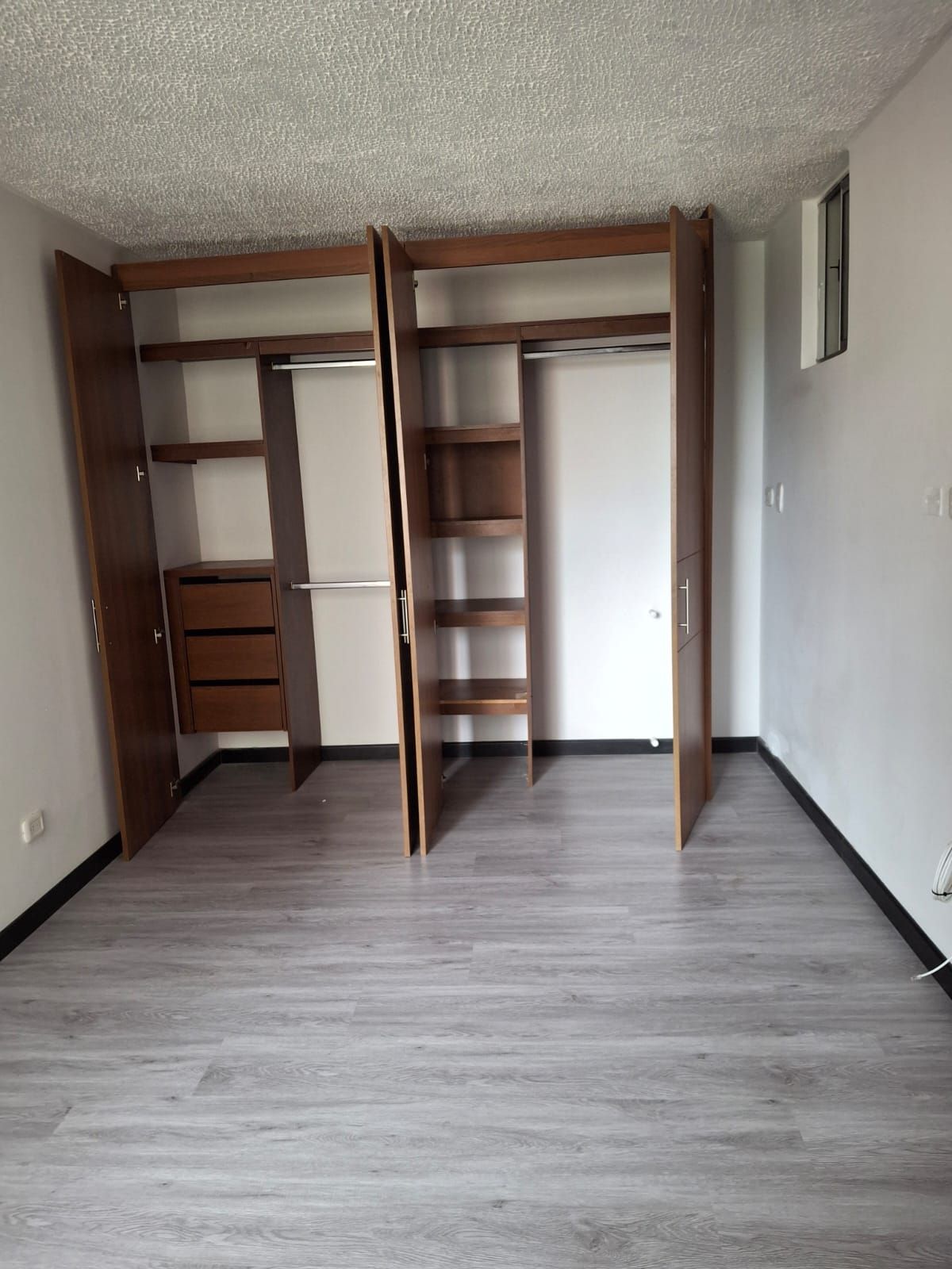 Apartamento en arriendo Cundinamarca Bogotá Abraham Lincoln 55 m2 Habitaciones 2 Baños 1 Garajes 0 Precio $1000000