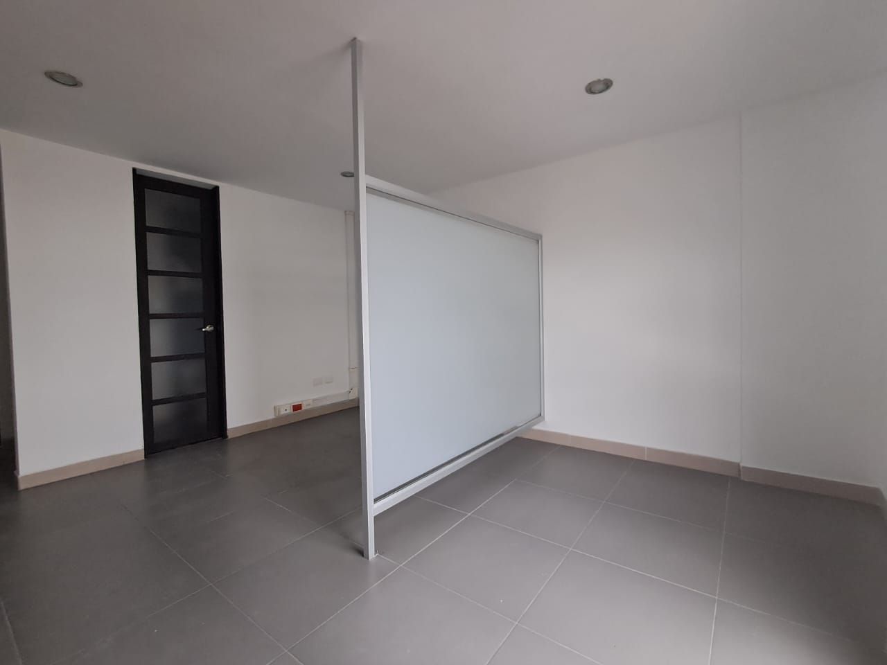Oficina en arriendo Risaralda Santa Rosa De Cabal Nn 24 m2 Habitaciones 0 Baños 1 Garajes 0 Precio $1500000