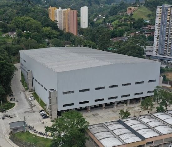 Bodega en arriendo Antioquia La Estrella Sierra Morena 5633 m2 Habitaciones 0 Baños 2 Garajes 2 Precio $185889000