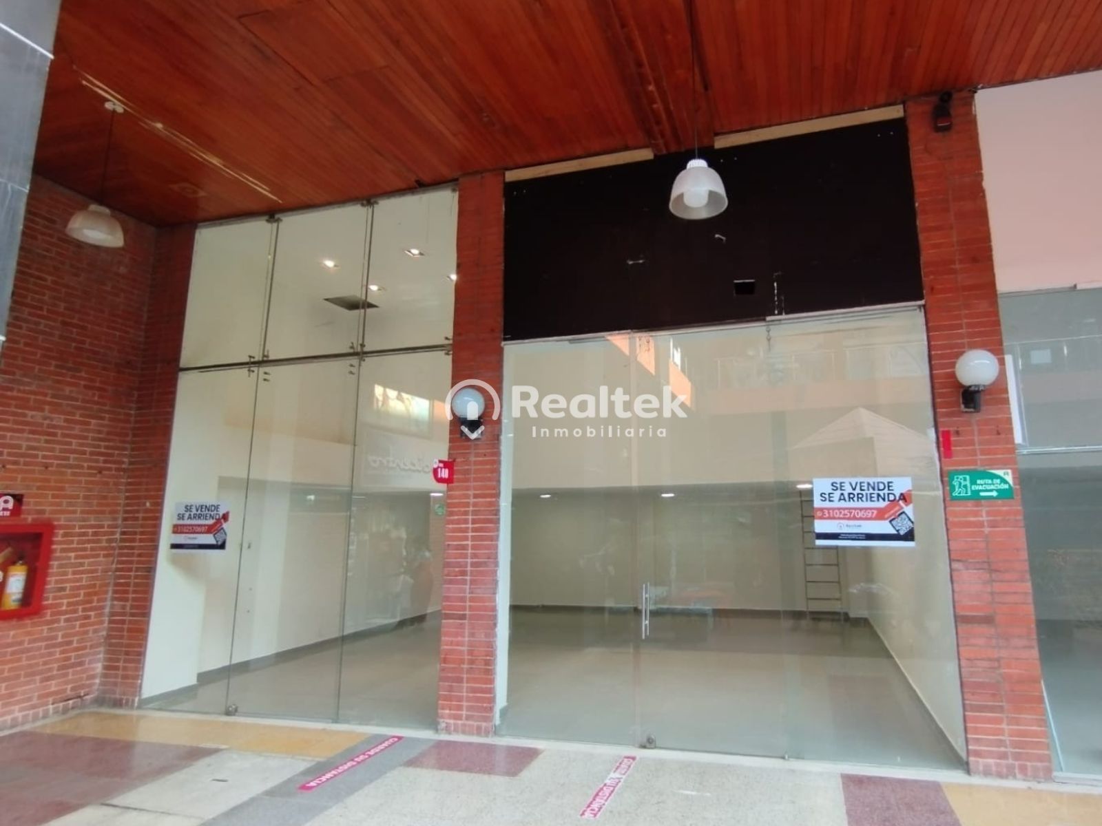 Local Comercial en arriendo Atlántico Barranquilla Juan Mina 84 m2 Habitaciones 0 Baños 0 Garajes 0 Precio $4905400