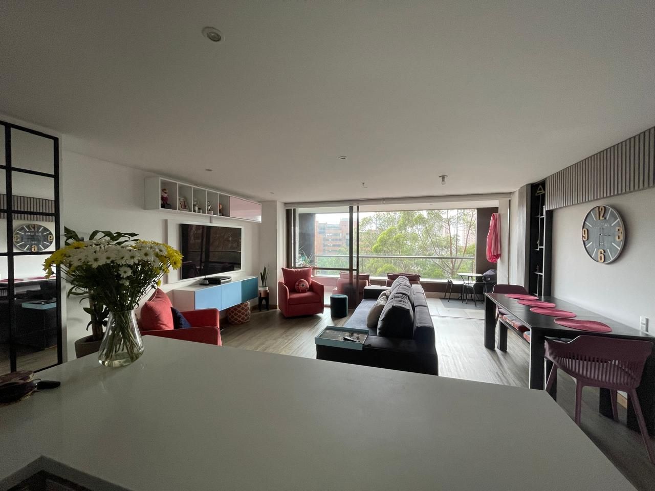Apartamento en venta Antioquia Medellín Los Naranjos 123 m2 Habitaciones 3 Baños 4 Garajes 2 Precio $1300000000