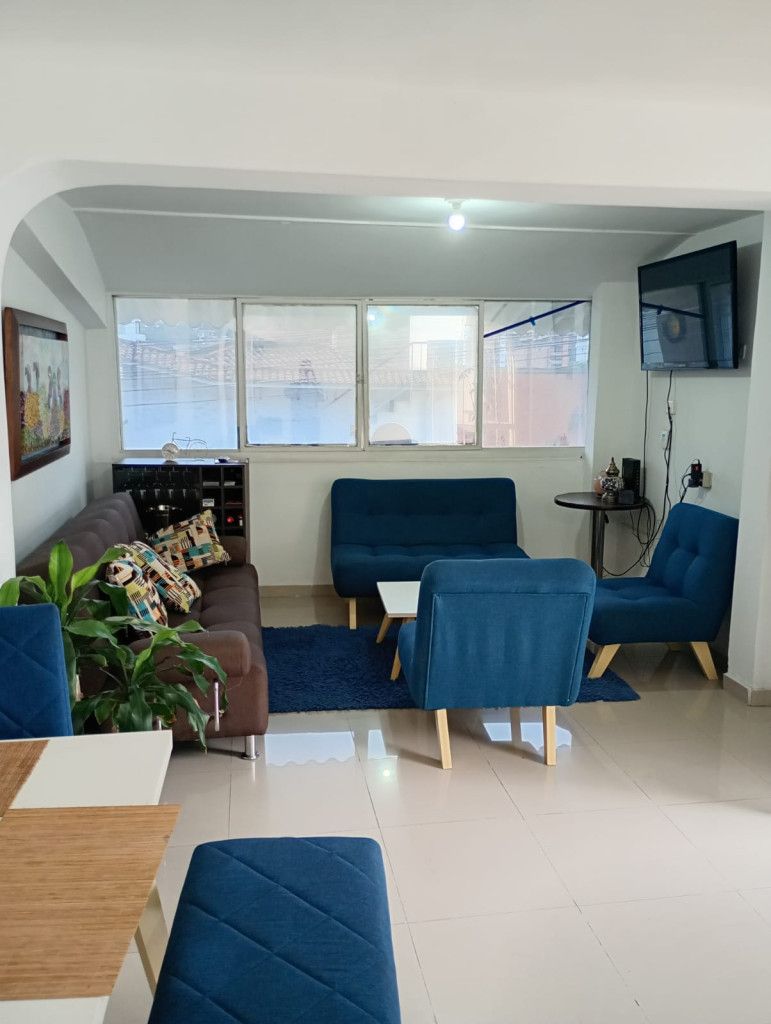 Casa en venta Valle Del Cauca Cali Arboledas 233 m2 Habitaciones 5 Baños 5 Garajes 2 Precio $1300000000