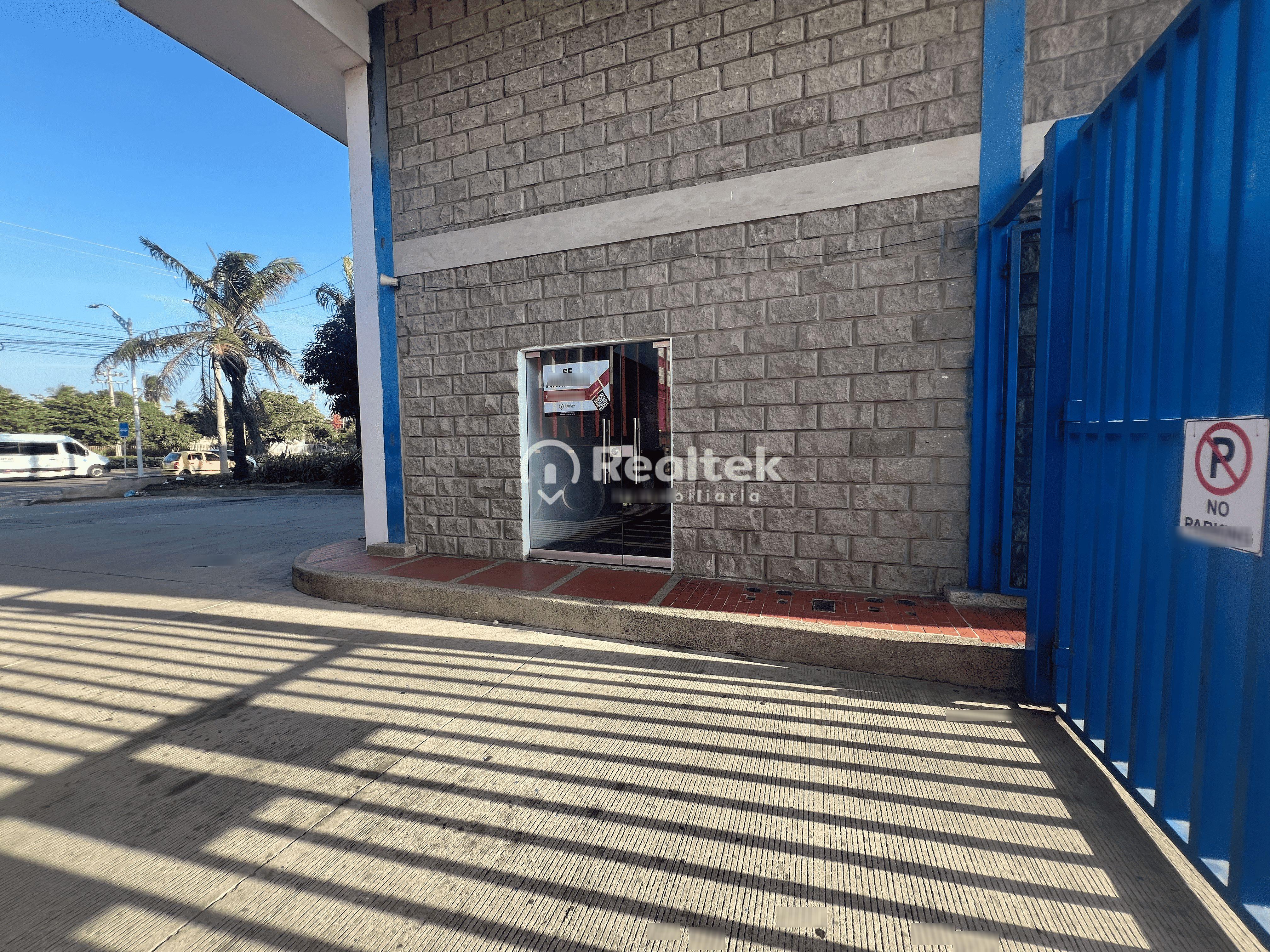 Local en arriendo Atlántico Barranquilla Universal 600 m2 Habitaciones 0 Baños 1 Garajes 0 Precio $14000000