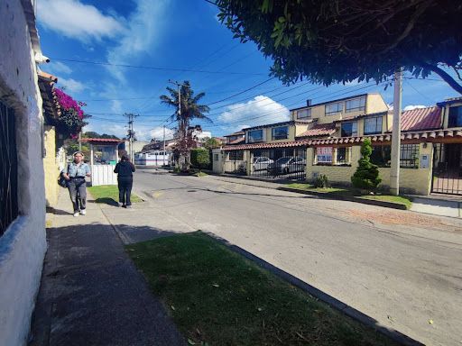 Local en arriendo Cundinamarca Bogotá Prado Veraniego Norte 40 m2 Habitaciones 0 Baños 1 Garajes 0 Precio $2500000