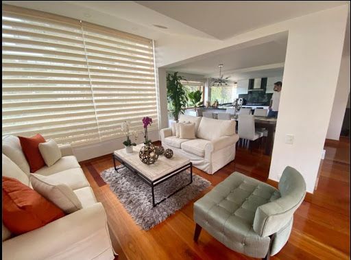 Casa en venta Cundinamarca Bogotá Niza Suba 426 m2 Habitaciones 5 Baños 4 Garajes 2 Precio $1600000000