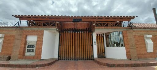 Casa en arriendo Cundinamarca Bogotá San José De Bavaria 600 m2 Habitaciones 5 Baños 8 Garajes 6 Precio $14000000
