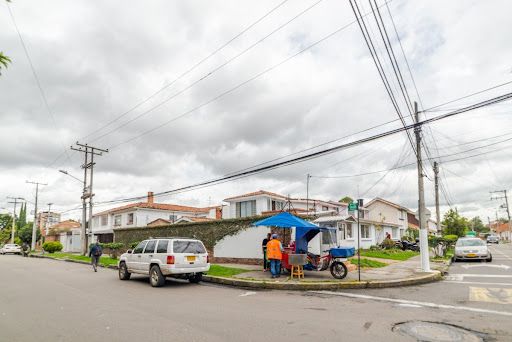 Casa en venta Cundinamarca Bogotá Mónaco 244 m2 Habitaciones 8 Baños 4 Garajes 3 Precio $1350000000