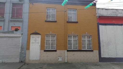 Casa en venta Cundinamarca Bogotá La Favorita 98 m2 Habitaciones 3 Baños 1 Garajes 0 Precio $270000000