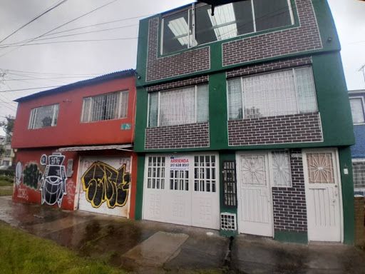 Local en arriendo Cundinamarca Bogotá Garces Navas Oriental 82 m2 Habitaciones 0 Baños 1 Garajes 2 Precio $2000000