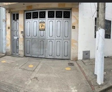 Bodega en venta Cundinamarca Bogotá Pensilvania 457 m2 Habitaciones 0 Baños 3 Garajes 1 Precio $1431836182