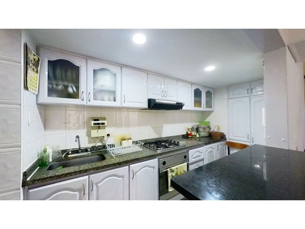 Casa en venta Cundinamarca Bogotá Capellanía 106 m2 Habitaciones 3 Baños 2 Garajes 2 Precio $500000000