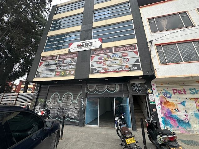 Local en arriendo Cundinamarca Bogotá El Penal 150 m2 Habitaciones 0 Baños 1 Garajes 0 Precio $4500000