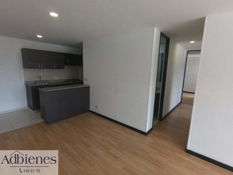 Apartamento en arriendo Antioquia Medellín Simesa 70 m2 Habitaciones 3 Baños 2 Garajes 1 Precio $3400000