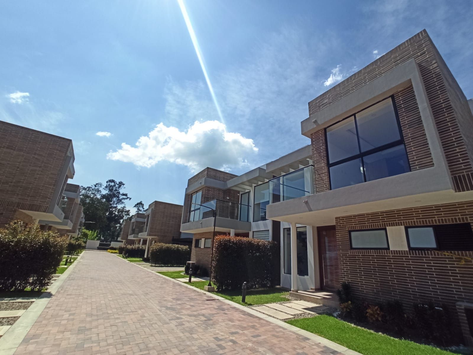 Casa en venta Cundinamarca Chía Cn Villa Helena 146 m2 Habitaciones 3 Baños 3 Garajes 4 Precio $1080000000