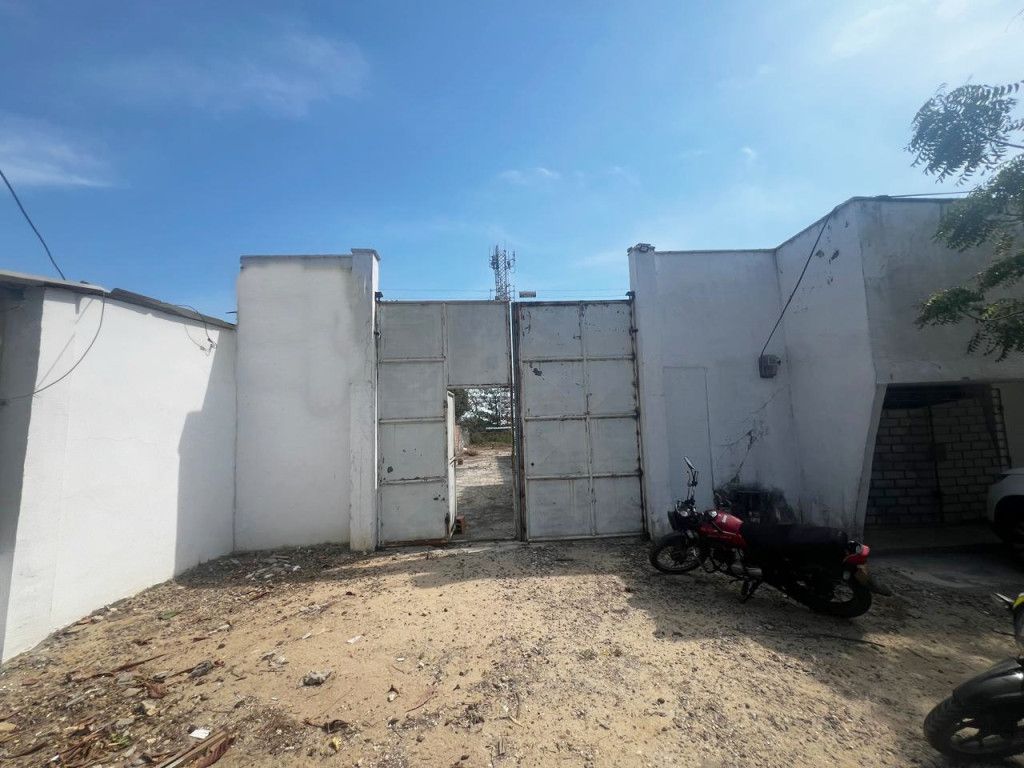 Lote en arriendo Atlántico Barranquilla La Pradera 0 m2 Habitaciones 0 Baños 2 Garajes 0 Precio $3000000