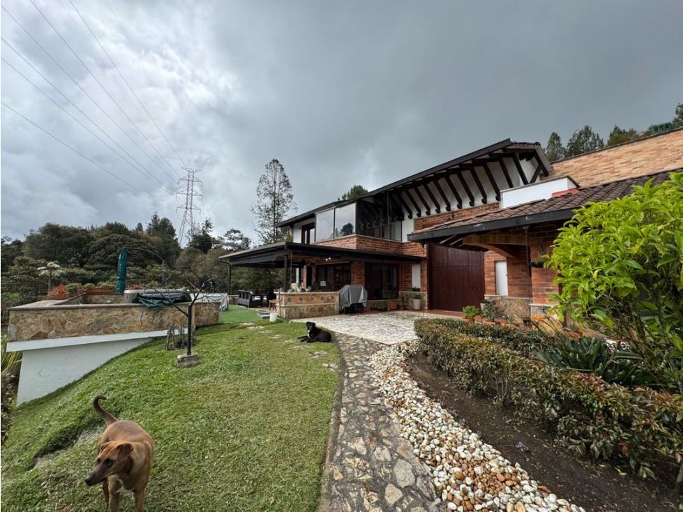 Casa Campestre en venta Antioquia El Retiro El Retiro 450 m2 Habitaciones 4 Baños 4 Garajes 2 Precio $3300000000