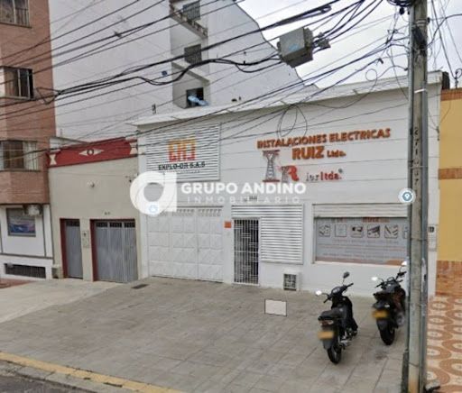 Bodega en arriendo Santander Bucaramanga San Francisco 300 m2 Habitaciones 0 Baños 1 Garajes 3 Precio $12000000