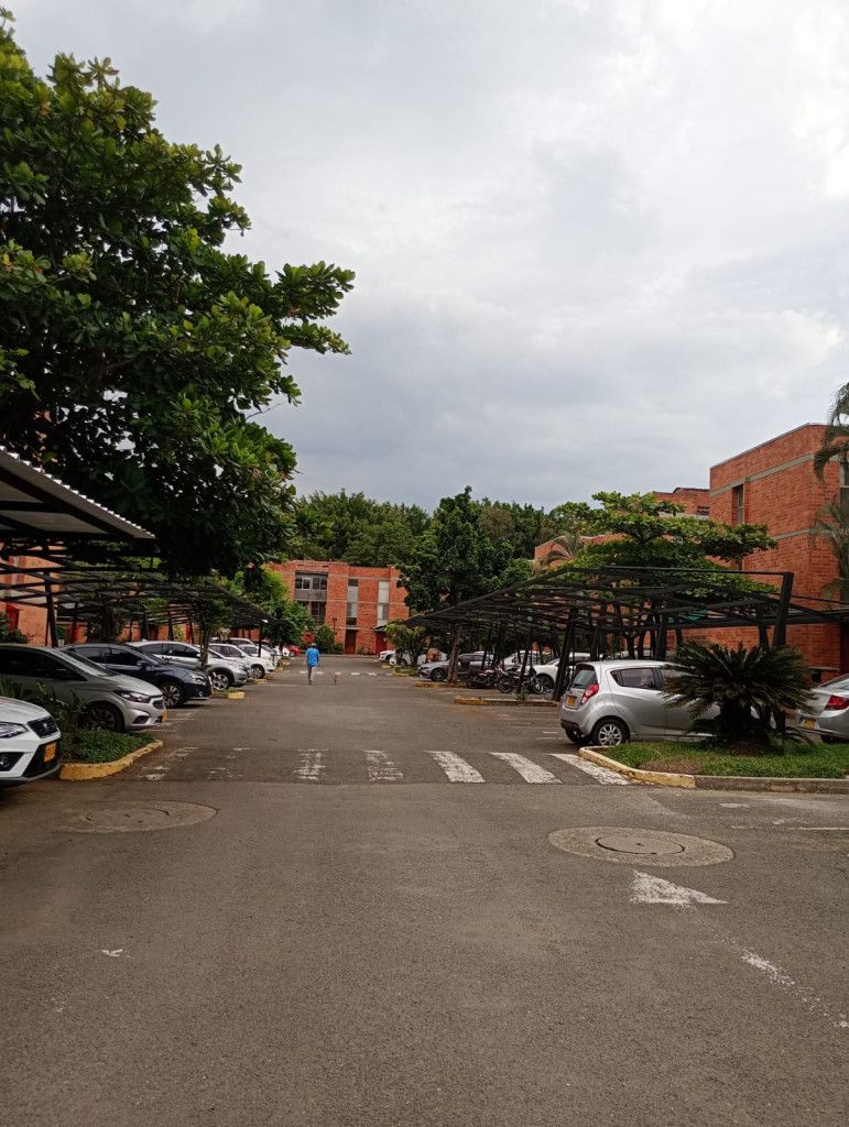 Casa en venta Valle Del Cauca Cali Lili 126 m2 Habitaciones 3 Baños 3 Garajes 2 Precio $520000000