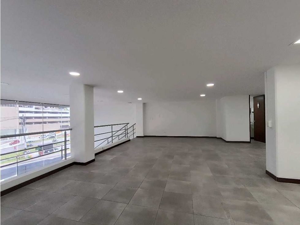 Local en arriendo Caldas Manizales Ub Camino De La Palma Real 312 m2 Habitaciones 0 Baños 3 Garajes 0 Precio $15600000