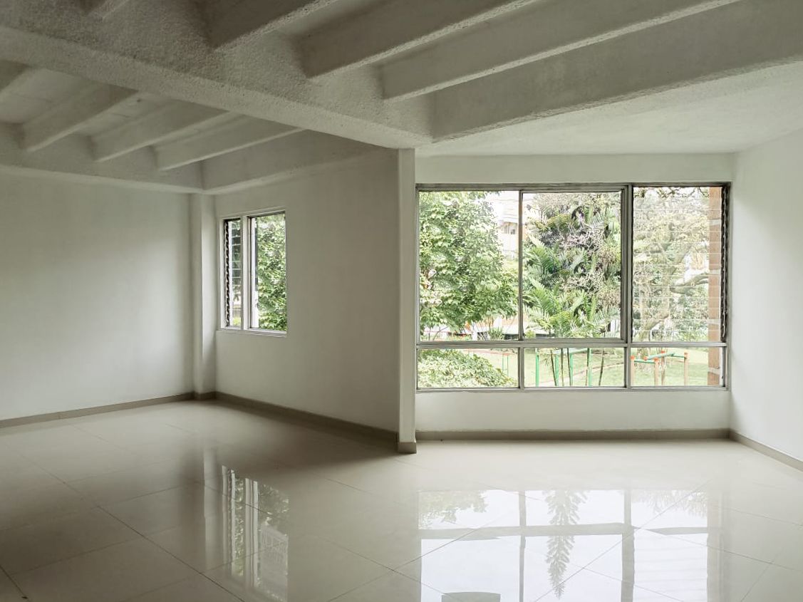 Apartamento en arriendo Antioquia Medellín La Palma 120 m2 Habitaciones 3 Baños 2 Garajes 1 Precio $4200000