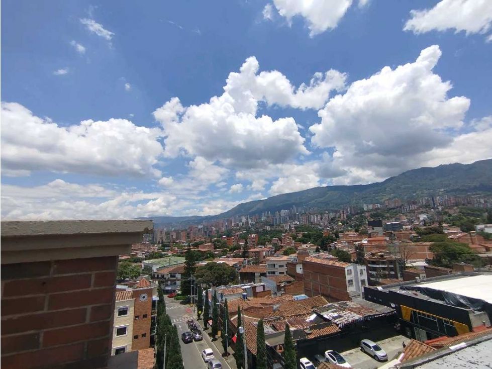 Apartaestudio en arriendo Antioquia Envigado Obrero 138 m2 Habitaciones 3 Baños 3 Garajes 0 Precio $3800000