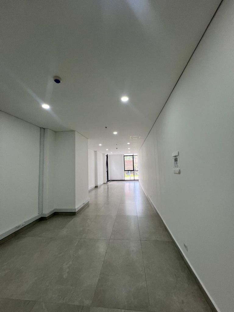 Oficina en arriendo Cundinamarca Bogotá Estoril 50 m2 Habitaciones 0 Baños 0 Garajes 1 Precio $4220000