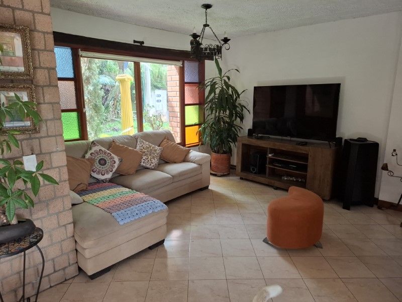 Casa en venta Antioquia Envigado El Chinguí 475 m2 Habitaciones 3 Baños 3 Garajes 2 Precio $1900000000