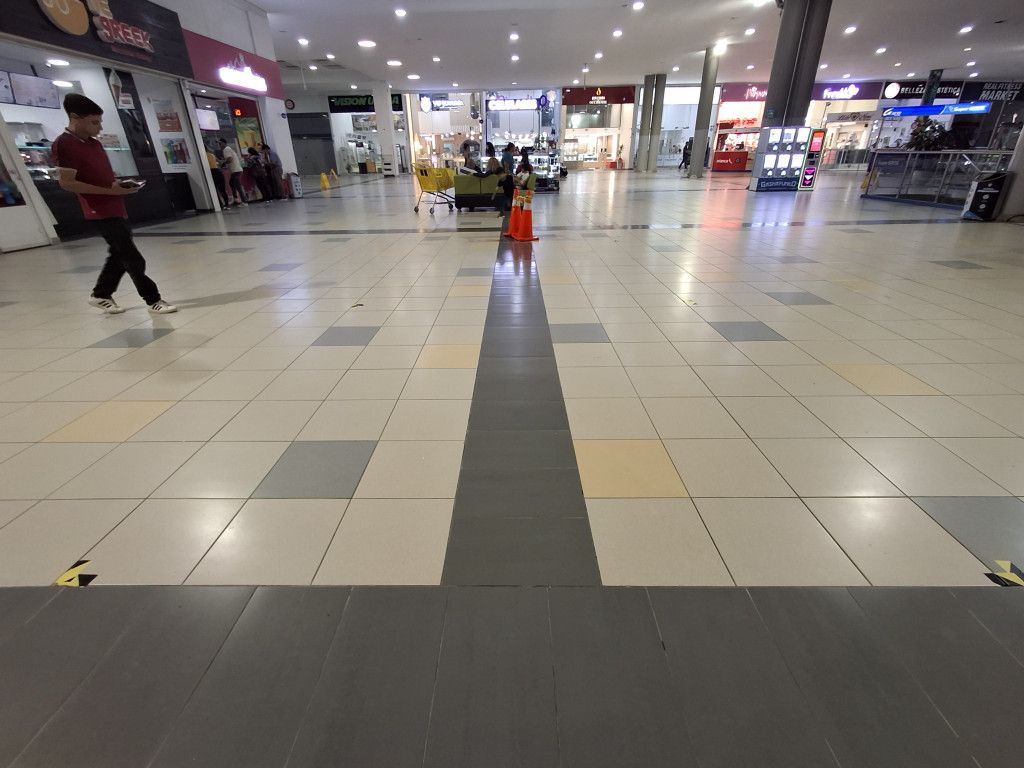 Local en arriendo Valle Del Cauca Cali Militar 9 m2 Habitaciones 0 Baños 0 Garajes 0 Precio $4800000