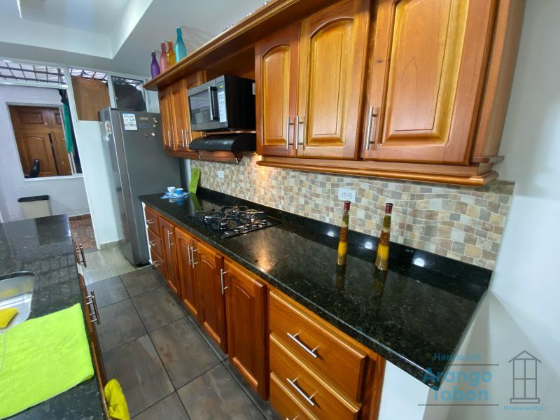 Casa en venta Antioquia Medellín Calasanz Parte Alta 89 m2 Habitaciones 2 Baños 2 Garajes 1 Precio $550000000