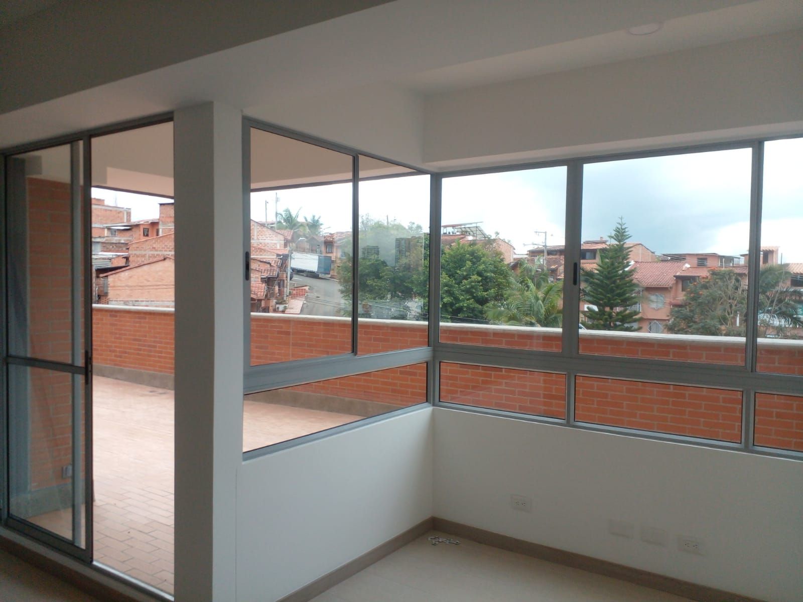 Apartamento en arriendo Antioquia Rionegro El Porvenir 92 m2 Habitaciones 3 Baños 2 Garajes 1 Precio $3900000