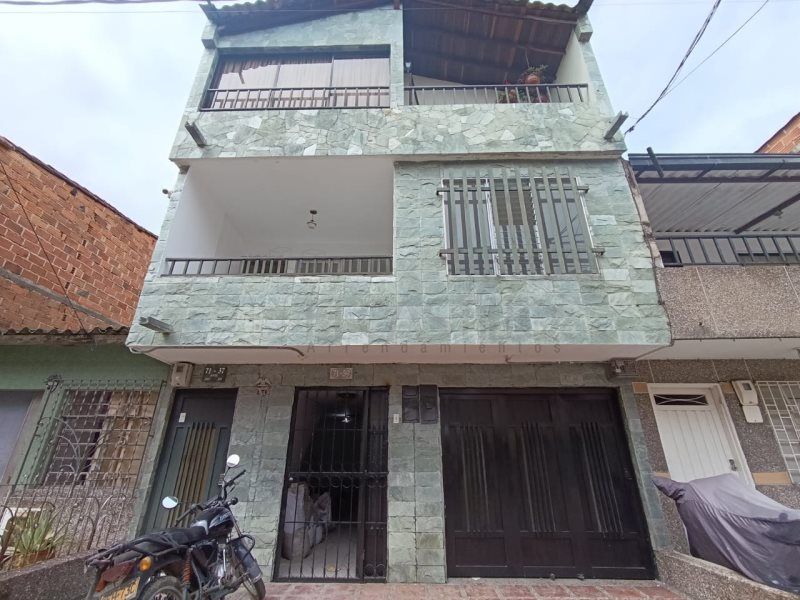 Apartamento en venta Antioquia Medellín Las Playas 96 m2 Habitaciones 4 Baños 2 Garajes 0 Precio $420000000