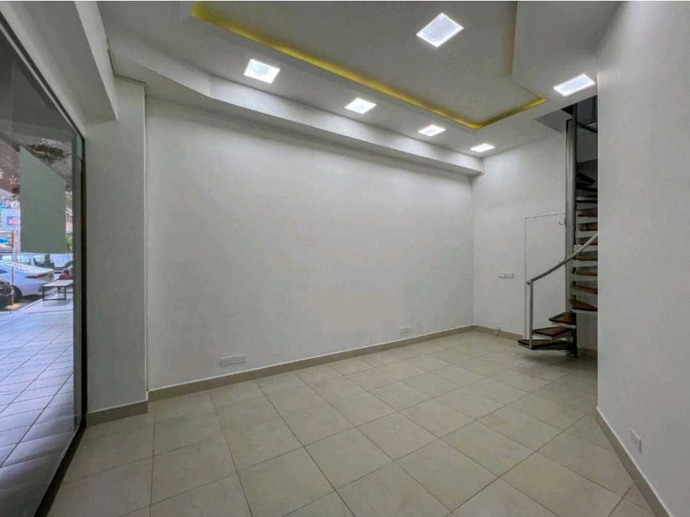 Local en arriendo Antioquia Envigado Cascuña 24 m2 Habitaciones 0 Baños 0 Garajes 0 Precio $3500000