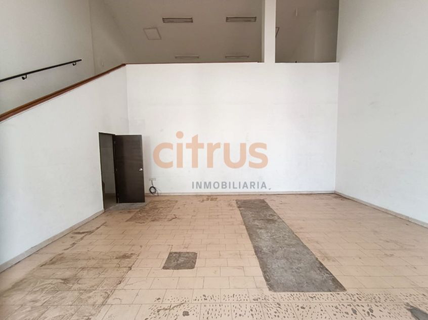 Local en arriendo Antioquia Itagüí La Esmeralda 139 m2 Habitaciones 0 Baños 2 Garajes 1 Precio $7645000