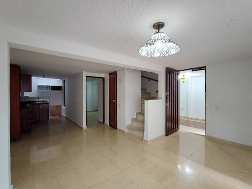 Casa en arriendo Antioquia Sabaneta Nuestra Señora De Los Dolores 150 m2 Habitaciones 3 Baños 2 Garajes 1 Precio $3600000