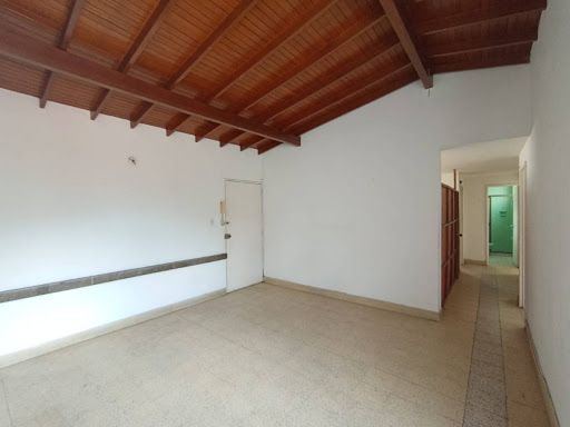 Casa en arriendo Antioquia Medellín Estadio 140 m2 Habitaciones 5 Baños 2 Garajes 0 Precio $4200000