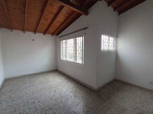 Casa en arriendo Antioquia Medellín Estadio 70 m2 Habitaciones 2 Baños 1 Garajes 0 Precio $2200000