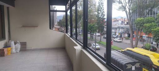 Oficina en arriendo Cundinamarca Bogotá Normandía 100 m2 Habitaciones 0 Baños 2 Garajes 0 Precio $3200000