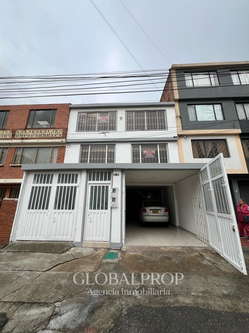 Casa en venta Cundinamarca Bogotá La Camelia 504 m2 Habitaciones 6 Baños 5 Garajes 1 Precio $890000000