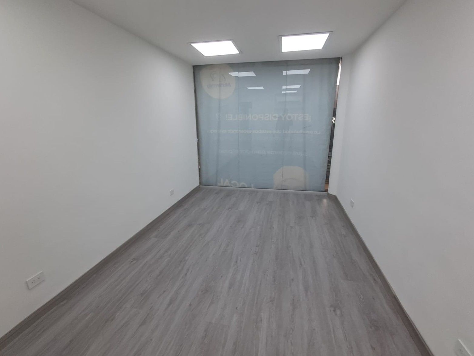 Local en arriendo Antioquia Medellín Simesa 36 m2 Habitaciones 0 Baños 2 Garajes 0 Precio $7500000