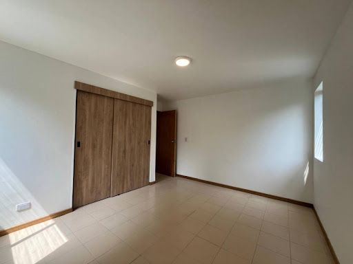 Apartamento en arriendo Antioquia Medellín San Lucas 98 m2 Habitaciones 3 Baños 2 Garajes 1 Precio $4000000