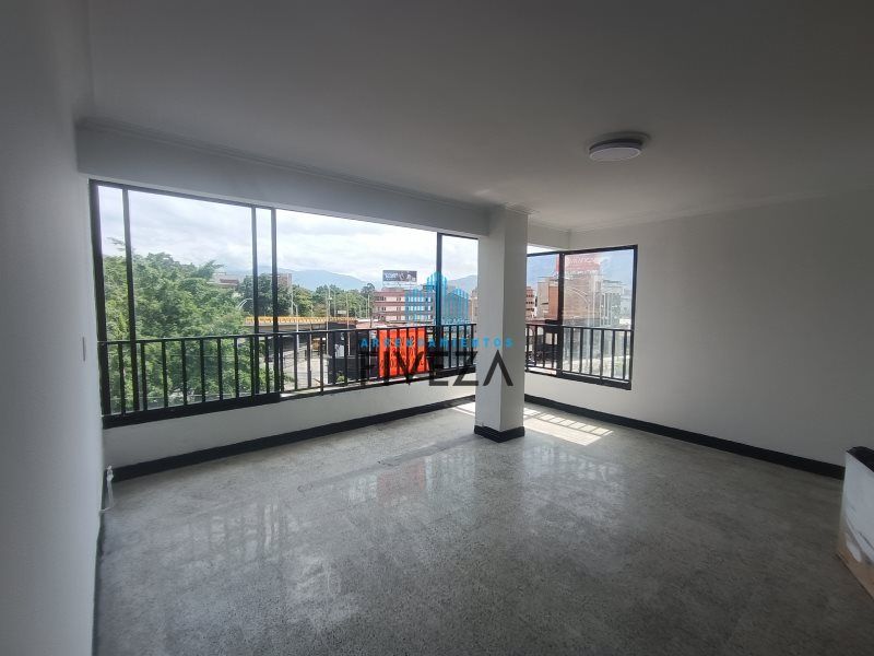 Apartamento en arriendo o venta Antioquia Medellín Colon 93 m2 Habitaciones 3 Baños 3 Garajes 1 Precio venta $450000000 Precio arriendo $2860000