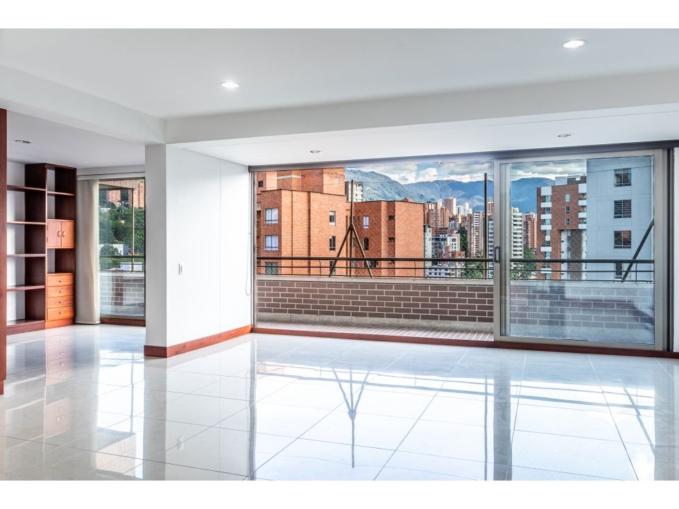 Apartamento en venta Antioquia Medellín Astorga 377 m2 Habitaciones 4 Baños 4 Garajes 3 Precio $3000000000