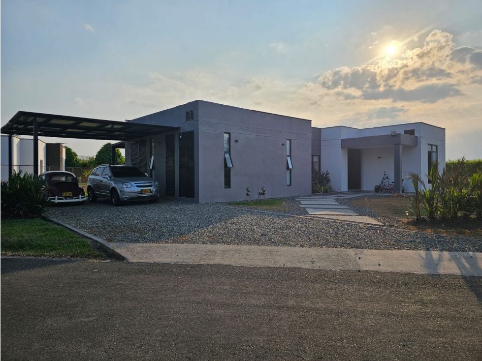 Casa Campestre en venta Meta Villavicencio San Isidro 250 m2 Habitaciones 4 Baños 4 Garajes 3 Precio $1200000000