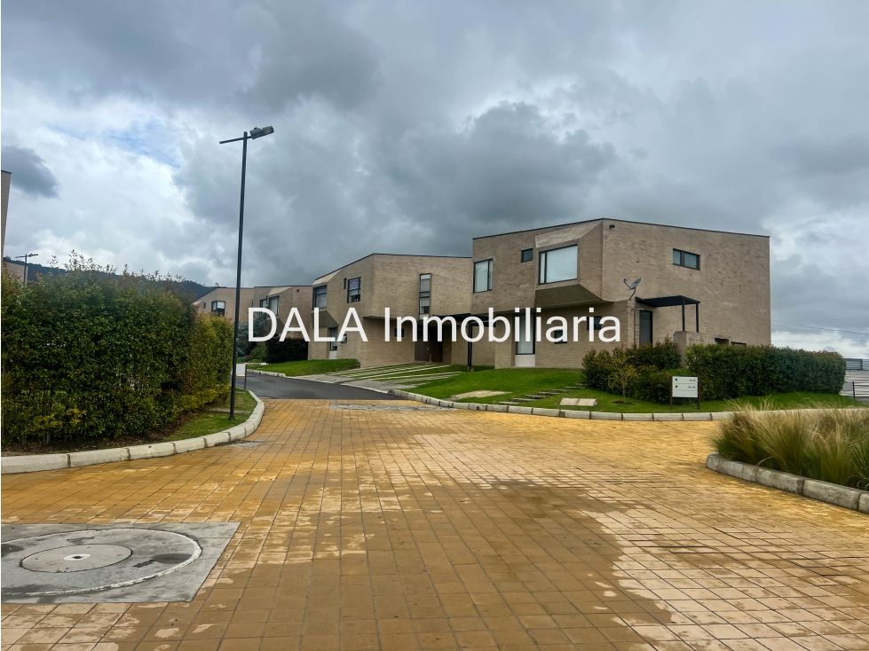 Casa en venta Cundinamarca Cota Br Santa Cecilia 197 m2 Habitaciones 4 Baños 5 Garajes 4 Precio $1699900000