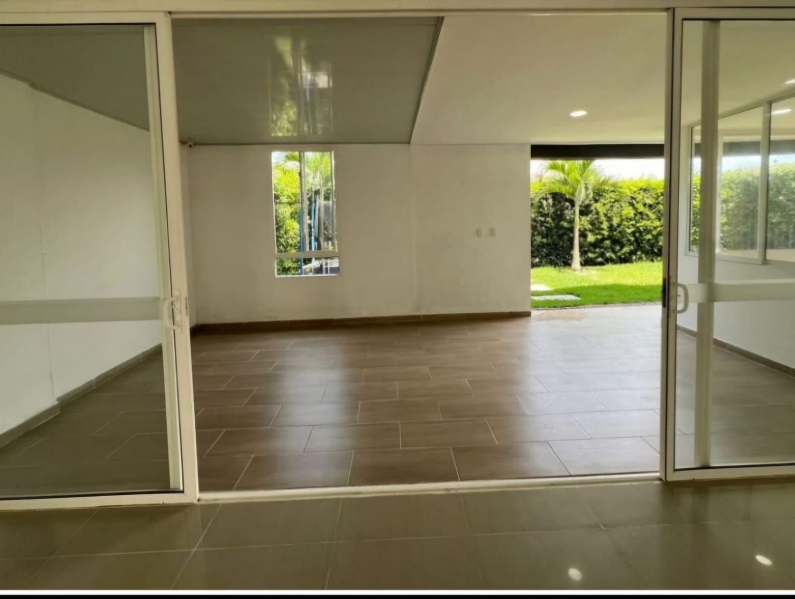 Casa en venta Valle Del Cauca Jamundí Cr Samanes Del Castillo 150 m2 Habitaciones 4 Baños 4 Garajes 4 Precio $660000000
