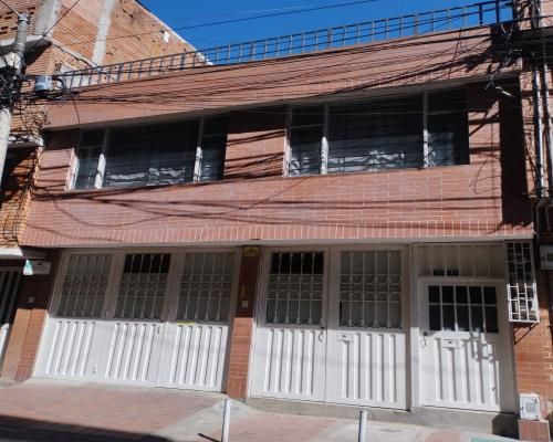 Casa en venta Cundinamarca Bogotá Villa María 72 m2 Habitaciones 4 Baños 3 Garajes 0 Precio $380000000