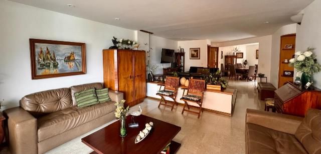 Apartamento en venta Antioquia Medellín Mirador Del Doce 189 m2 Habitaciones 3 Baños 4 Garajes 2 Precio $1000000000