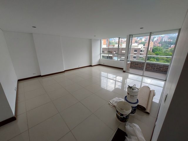 Apartamento en arriendo Antioquia Envigado Zúñiga 113 m2 Habitaciones 3 Baños 3 Garajes 1 Precio $4500000