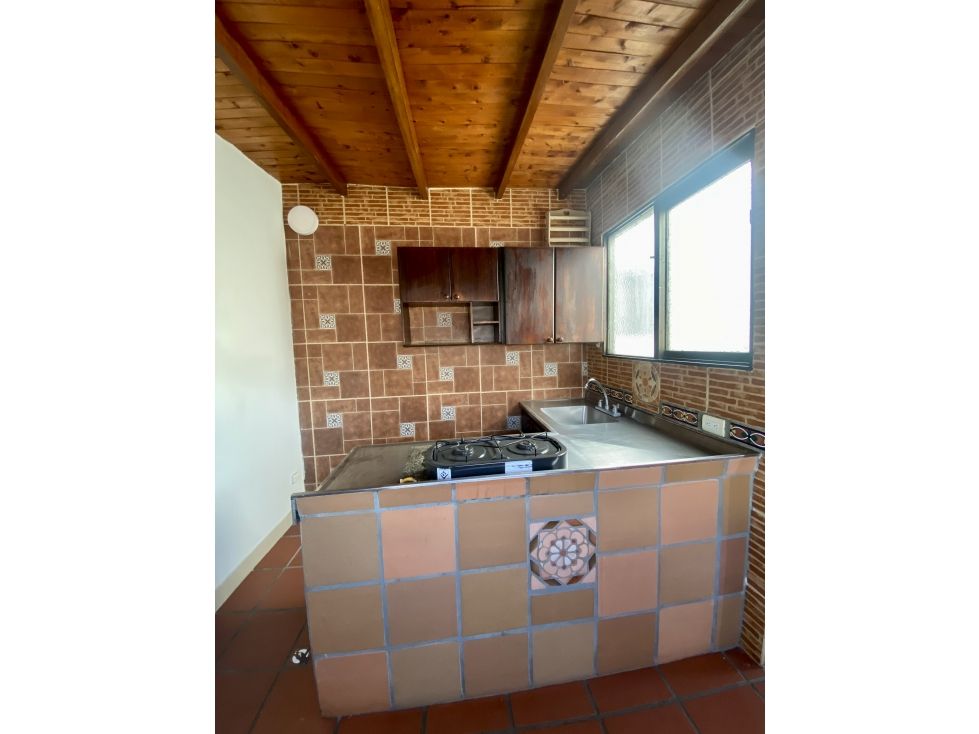 Apartaestudio en arriendo Antioquia Medellín Florencia 40 m2 Habitaciones 1 Baños 1 Garajes 0 Precio $950000