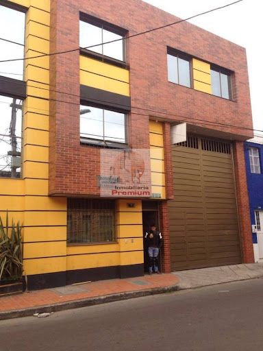 Bodega en venta Cundinamarca Bogotá Santander Sur 640 m2 Habitaciones 0 Baños 4 Garajes 0 Precio $2400000000